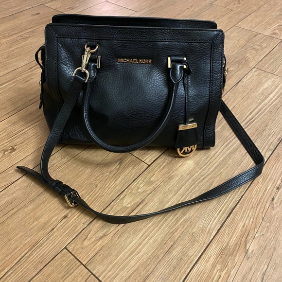 MK Savannah Satchel Bag - Picture 2 of 2